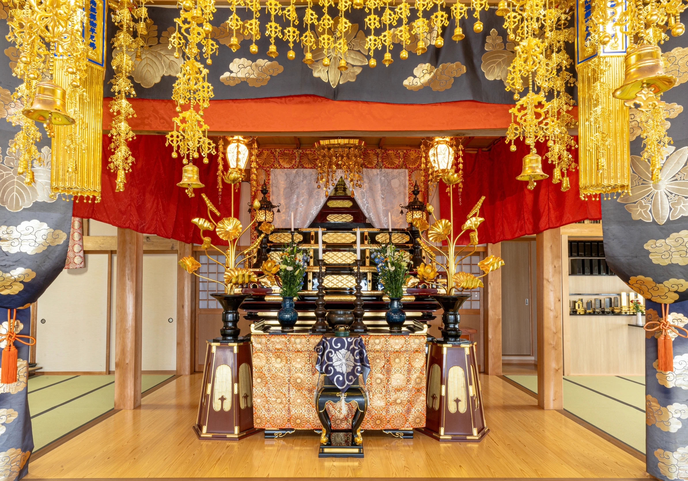 お釈迦様をご本尊とする廣福寺の本堂
